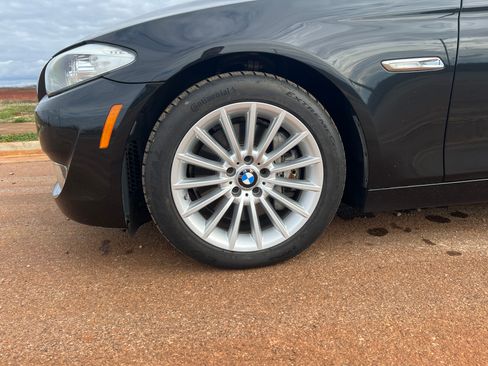 Used 2013 BMW 535i xDrive Sedan AWD/4WD image 24