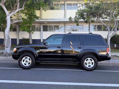 Used 2000 Ford Explorer Limited
