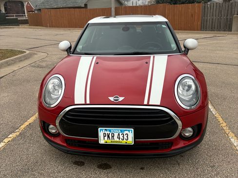 Used 2017 MINI Cooper Clubman ALL4 image 1