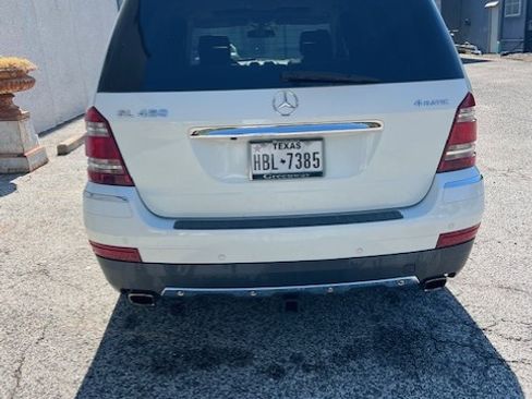 Used 2009 Mercedes-Benz GL 450 4MATIC image 5