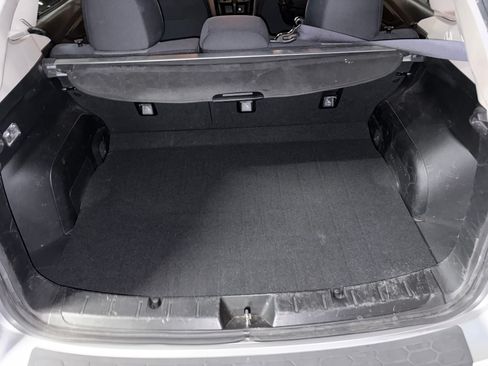 Used 2018 Subaru Crosstrek 2.0i Premium w/ Eyesight System image 27