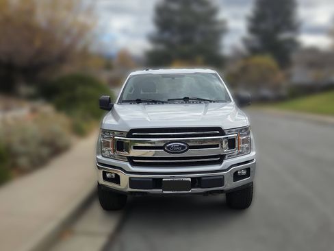 Used 2018 Ford F150 XLT image 5