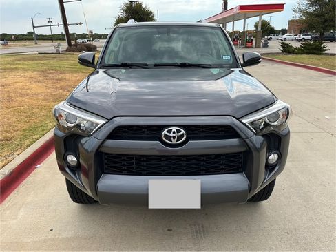 Used 2018 Toyota 4Runner SR5 Premium AWD/4WD image 4