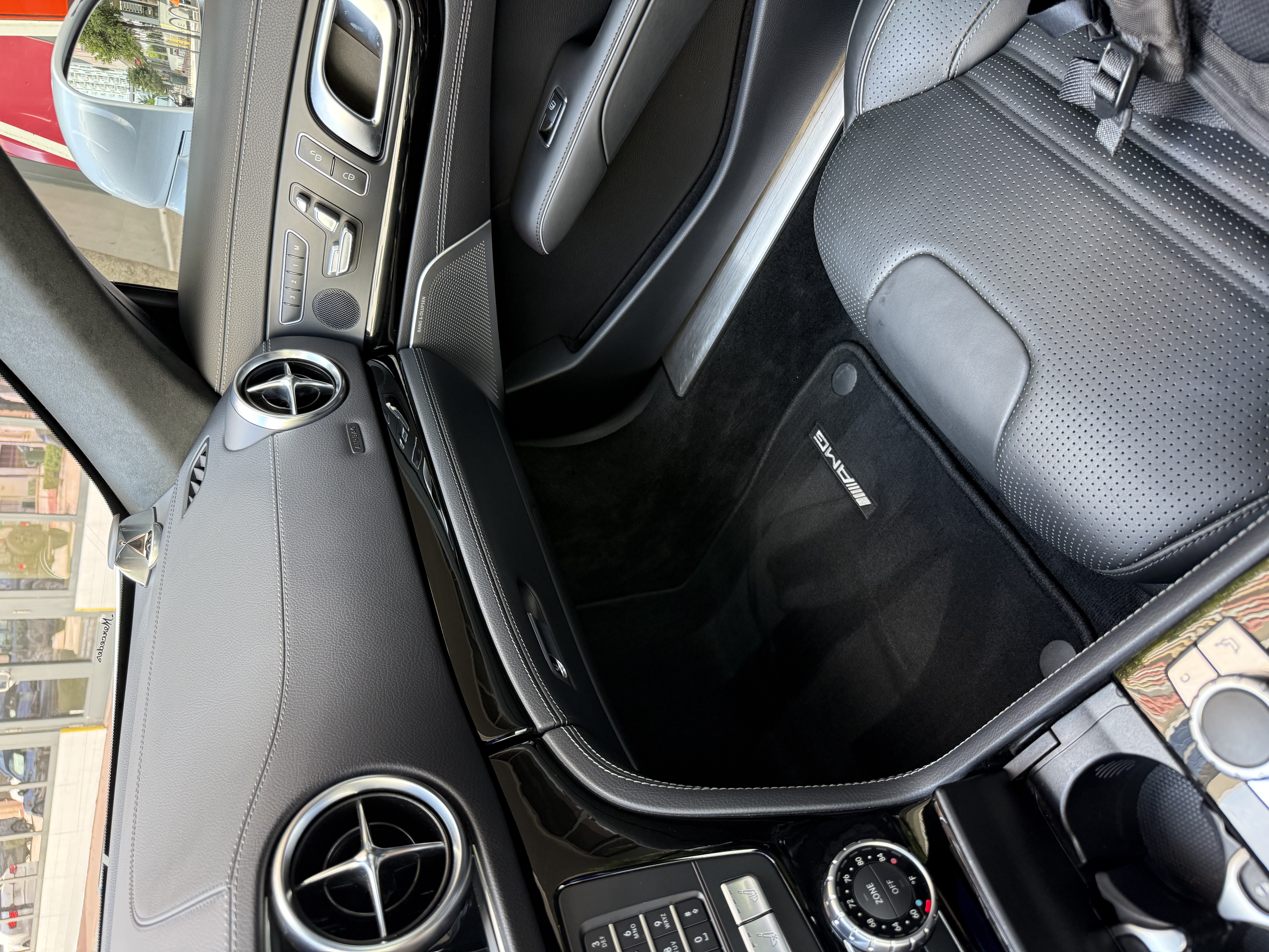 Used 2019 Mercedes-Benz SL 63 AMG image 19