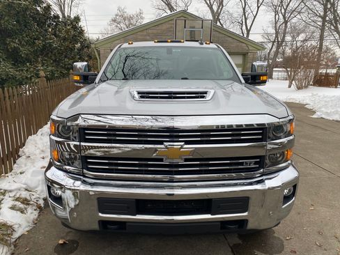 Used 2017 Chevrolet Silverado 3500 LTZ w/ Duramax Plus Package image 2