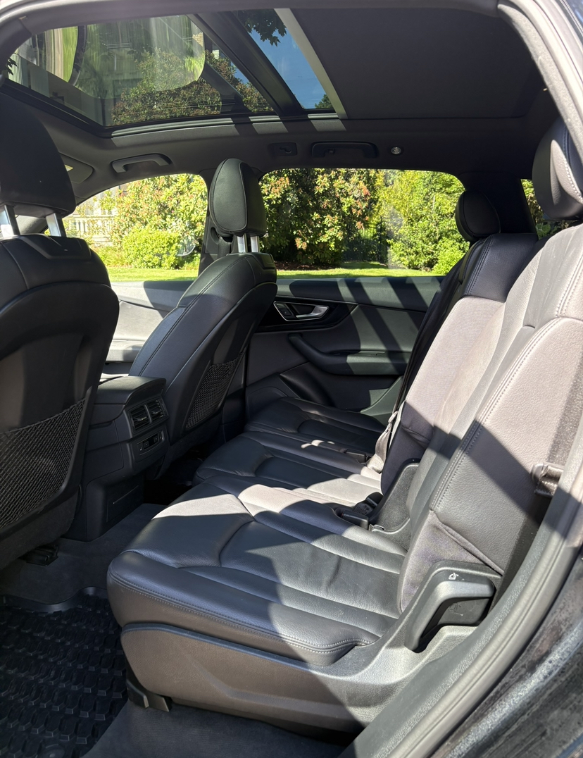 Used 2017 Audi Q7 3.0T Premium Plus w/ Premium Plus Package AWD/4WD image 8