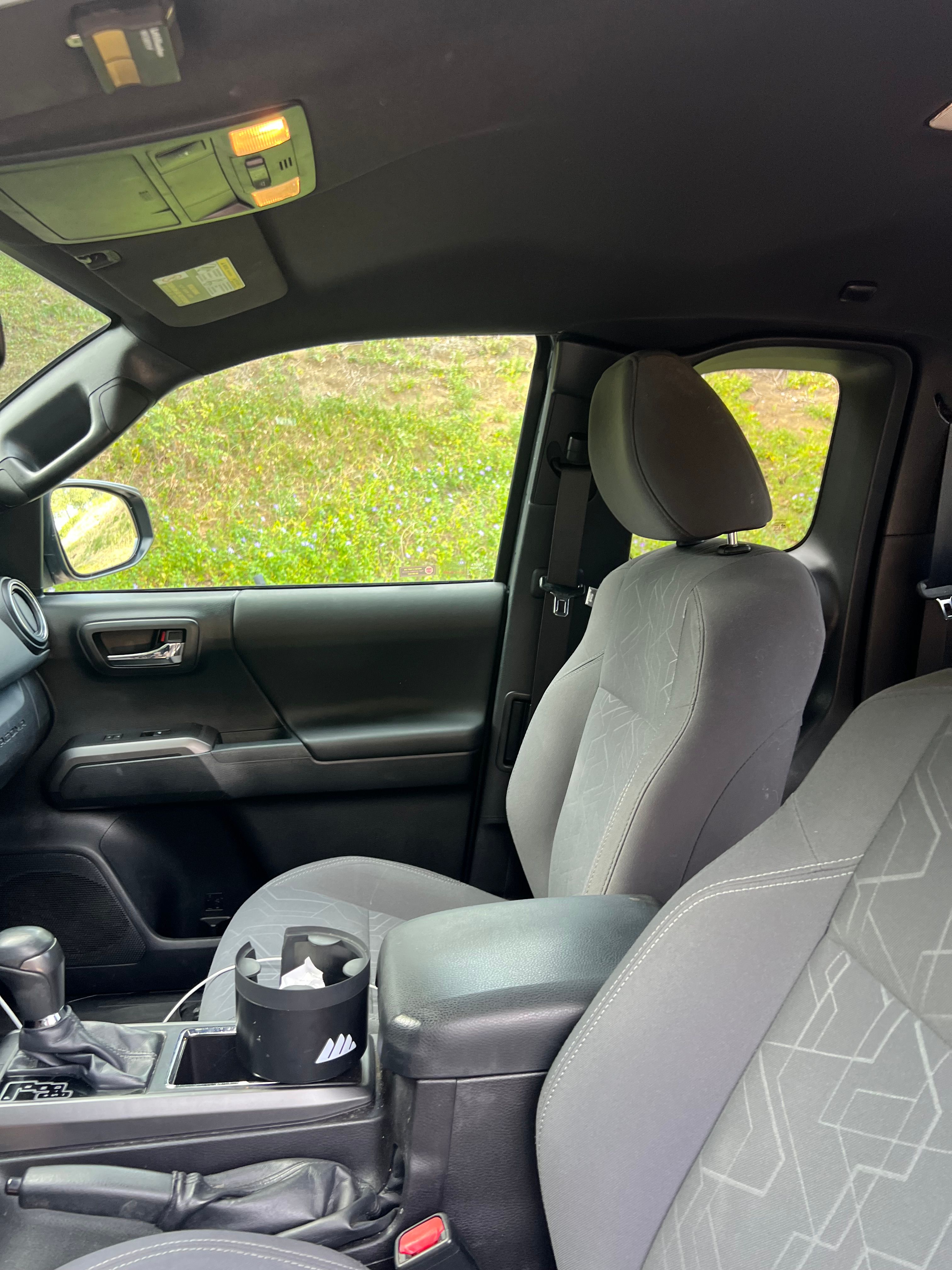 Used 2016 Toyota Tacoma TRD Sport w/ Towing Package RWD image 12