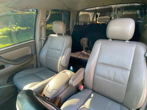 Used 2006 Toyota Tundra Limited AWD/4WD image 19