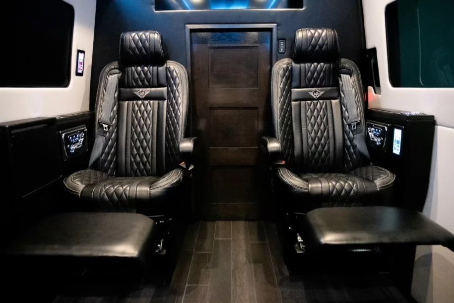 Used 2020 Mercedes-Benz Sprinter 3500 image 5