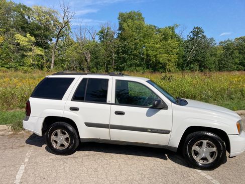 Used 2004 Chevrolet TrailBlazer LS w/ LS Preferred Equipment Group image 28