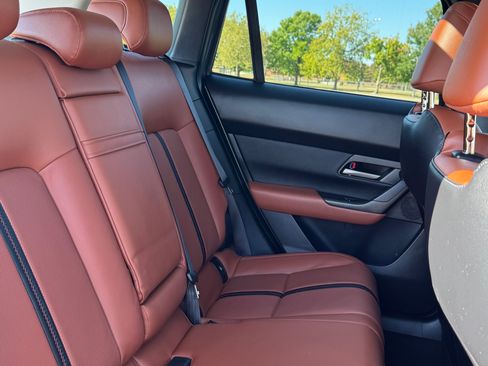 Used 2023 MAZDA CX-50 Meridian Edition w/ Apex Package image 24