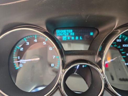 Used 2015 Buick Enclave Leather w/ Trailering Package image 16