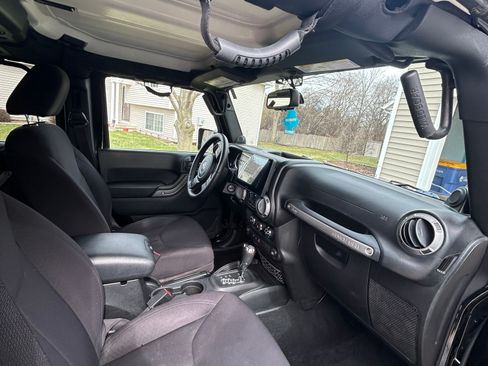 Used 2014 Jeep Wrangler Unlimited Sport w/ Quick Order Package 24S image 10