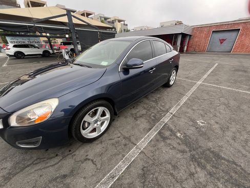 Used 2012 Volvo S60 T5 image 6