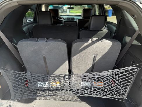 Used 2014 Ford Explorer XLT w/ Equipment Group 202A image 13