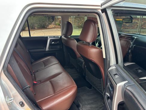 Used 2015 Toyota 4Runner Limited AWD/4WD image 16