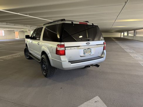 Used 2016 Ford Expedition EL XLT AWD/4WD image 10