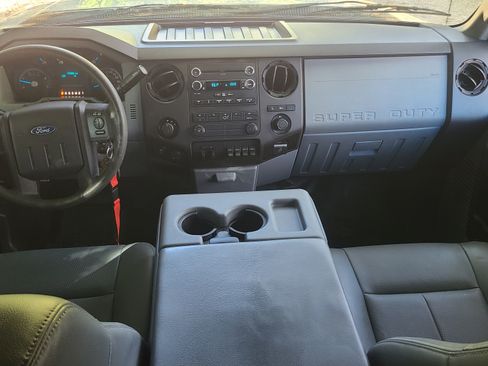 Used 2014 Ford F350 XL image 14