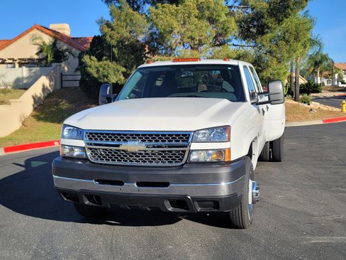 Used 2007 Chevrolet Silverado 3500 LT w/ Heavy-Duty Power Package image 21