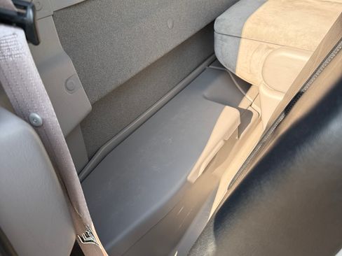 Used 1999 Ford F150 Lightning RWD image 16