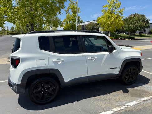 Used 2018 Jeep Renegade Sport w/ Power & Air Group AWD/4WD image 10