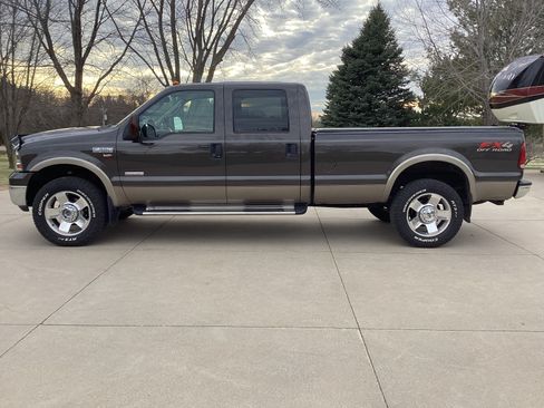 Used 2007 Ford F350 Lariat AWD/4WD image 4