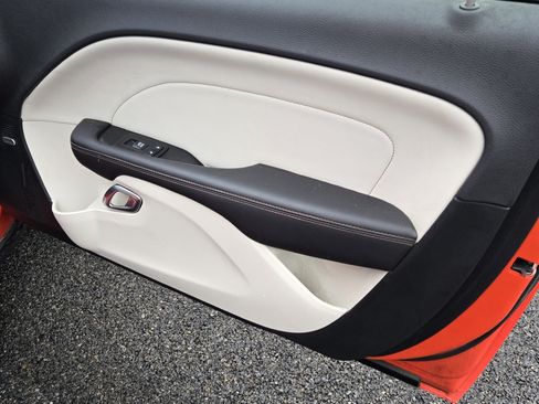 Used 2018 Dodge Challenger SXT Plus image 20