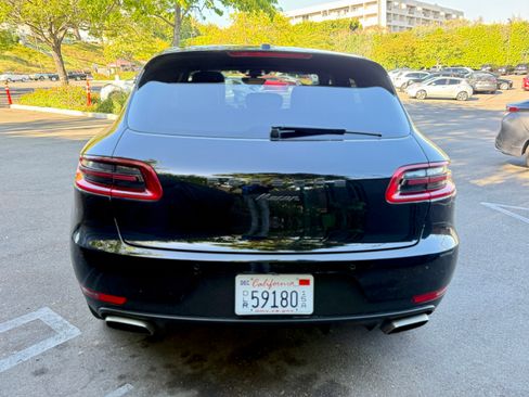 Used 2018 Porsche Macan Sport Edition AWD/4WD image 5