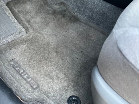 Used 2015 Toyota Prius Two image 14