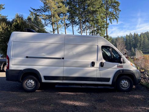 Used 2015 RAM ProMaster 2500 image 4