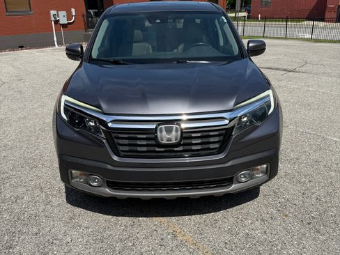 Used 2017 Honda Ridgeline RTL-E image 2