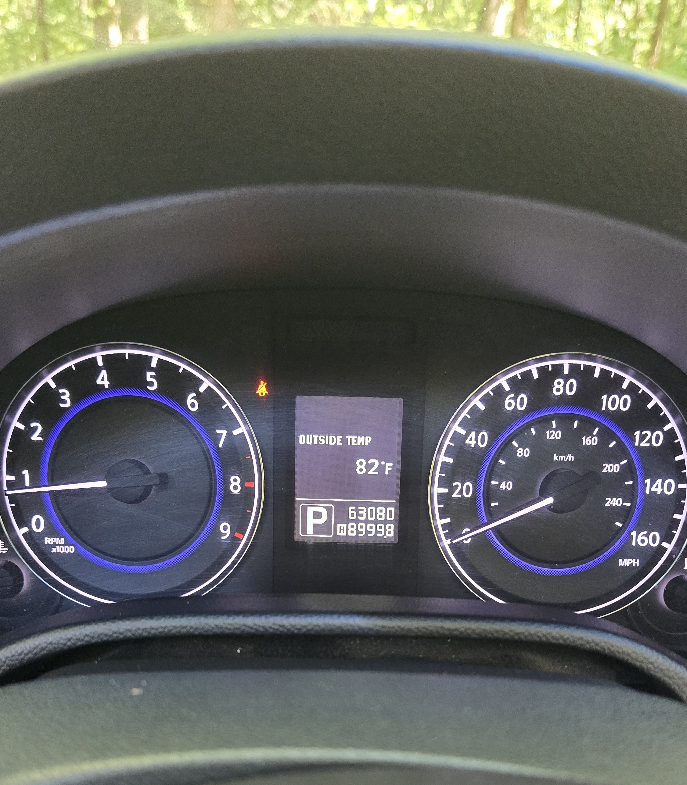 Used 2012 INFINITI G37 Convertible w/ Premium Pkg RWD image 8