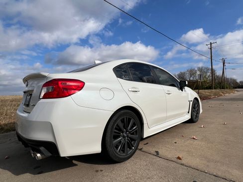 Used 2019 Subaru WRX image 4