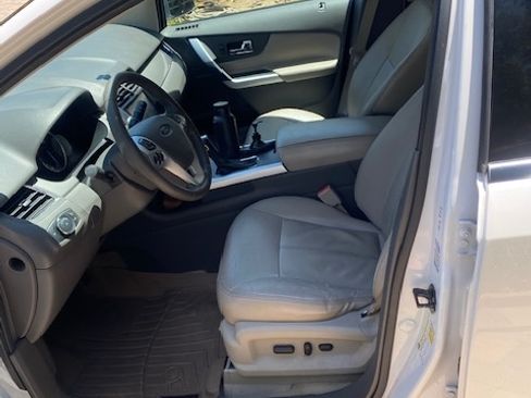 Used 2011 Ford Edge SEL w/ 202A Rapid Spec Order Code FWD image 11
