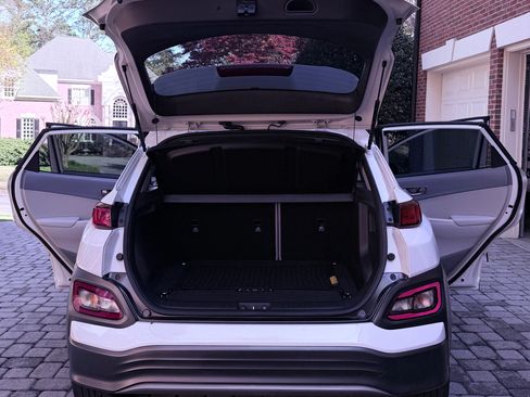 Used 2021 Hyundai Kona Limited image 5