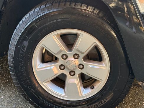 Used 2012 Jeep Liberty Sport w/ Popular Equipment Group image 18