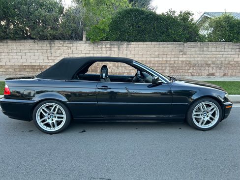 Used 2004 BMW 330Ci Convertible image 9