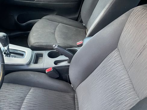 Used 2015 Nissan Sentra SV FWD image 6