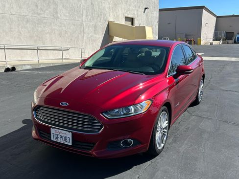 Used 2014 Ford Fusion SE w/ Equipment Group 502A image 1