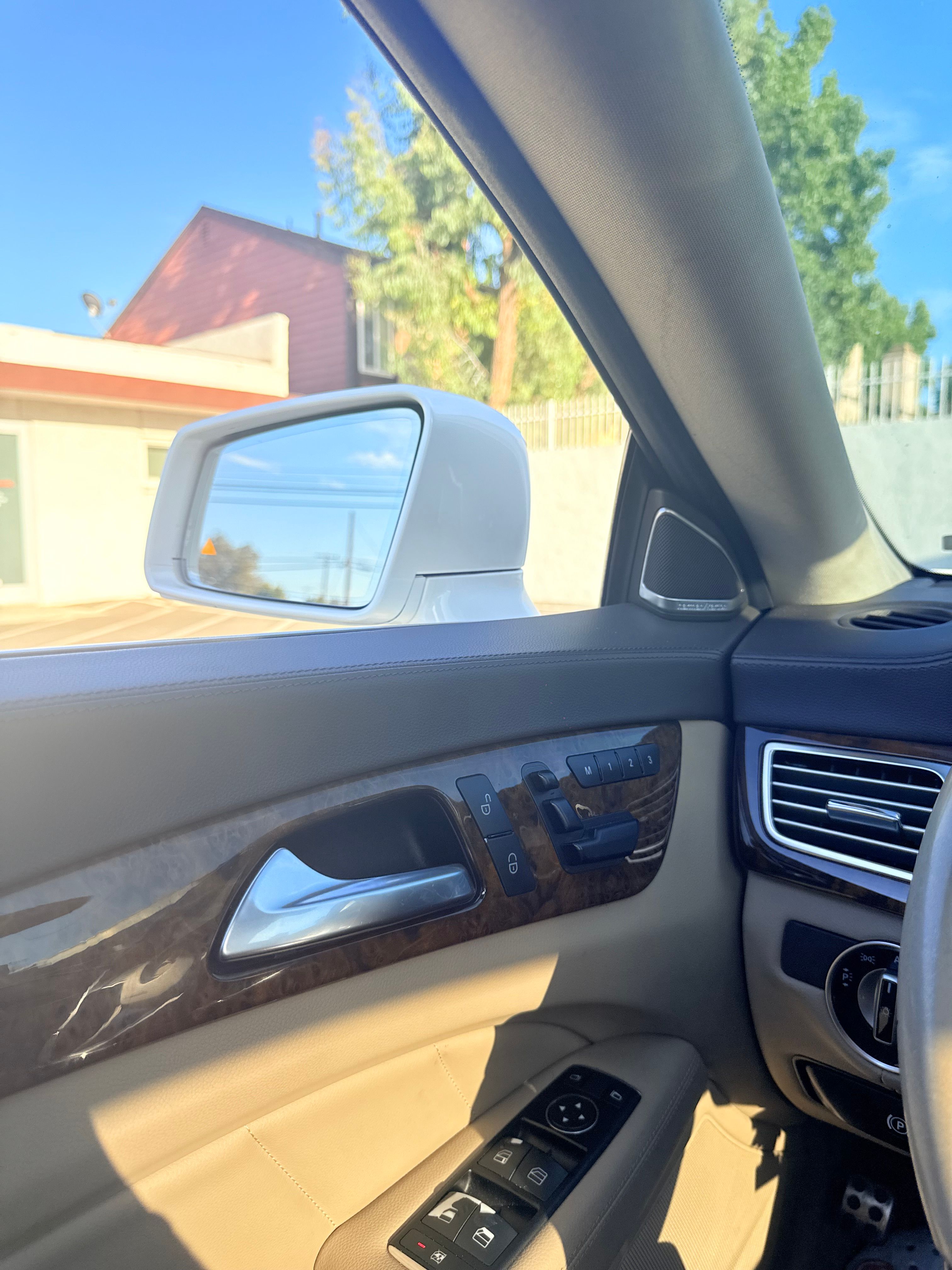 Used 2012 Mercedes-Benz CLS 550 image 15