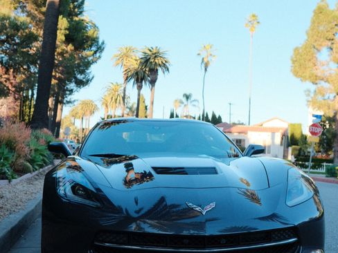 Used 2014 Chevrolet Corvette Stingray Coupe w/ 2LT Preferred Equipment Group image 2