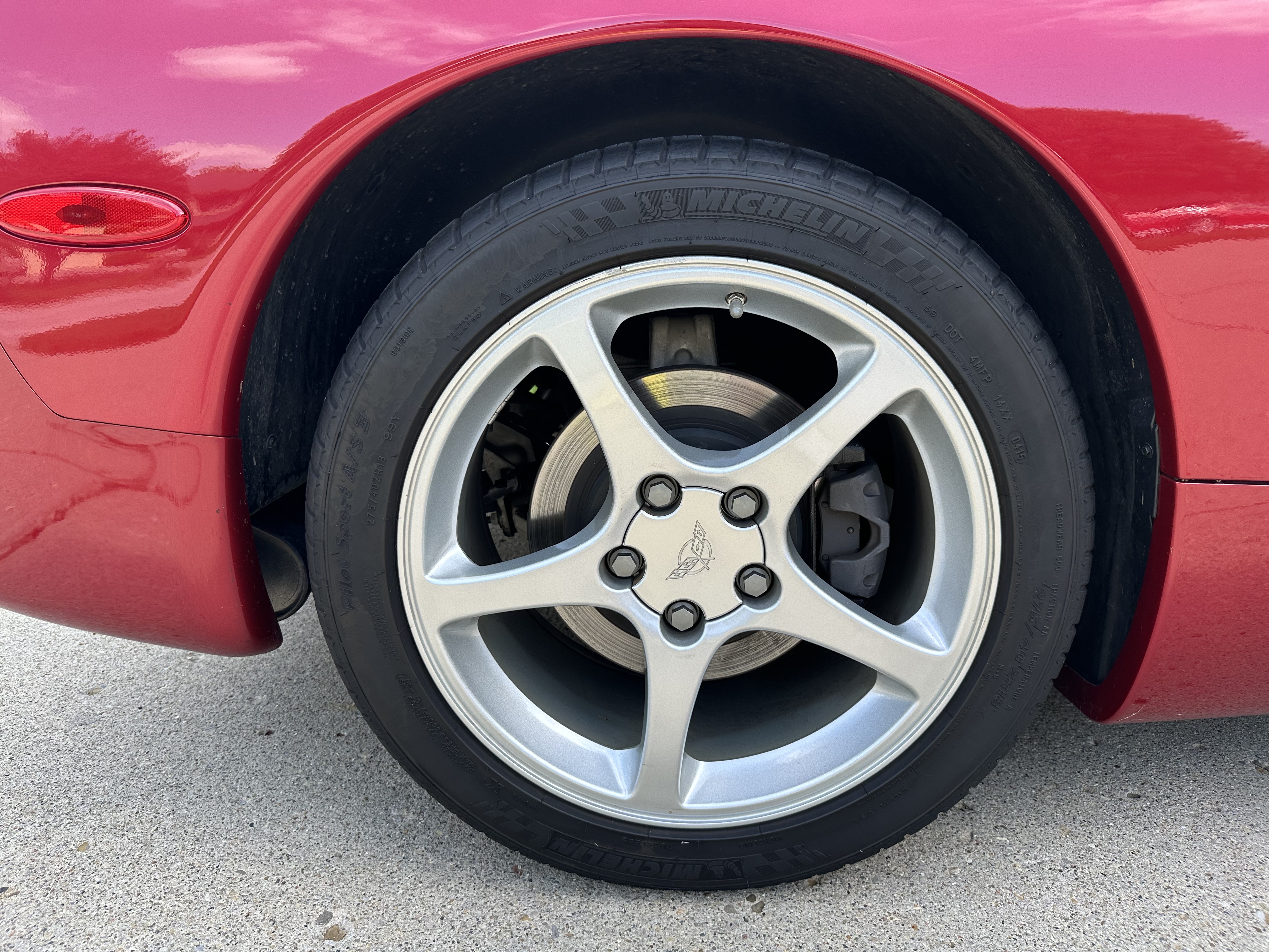 Used 2000 Chevrolet Corvette Coupe w/ Memory Pkg RWD image 16