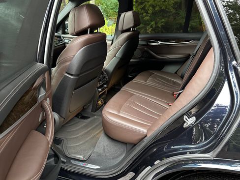 Used 2017 BMW X5 xDrive35i image 11