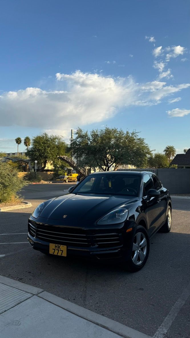 Used 2020 Porsche Cayenne AWD/4WD image 6