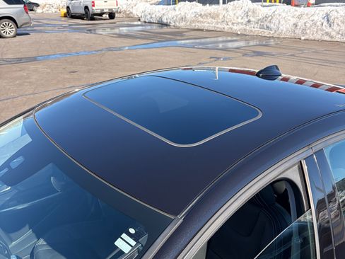 Used 2018 Volvo S60 T5 Dynamic w/ Protection Package image 11