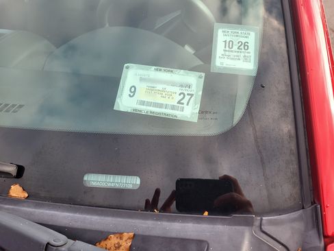 Used 2015 Nissan Frontier SV image 17