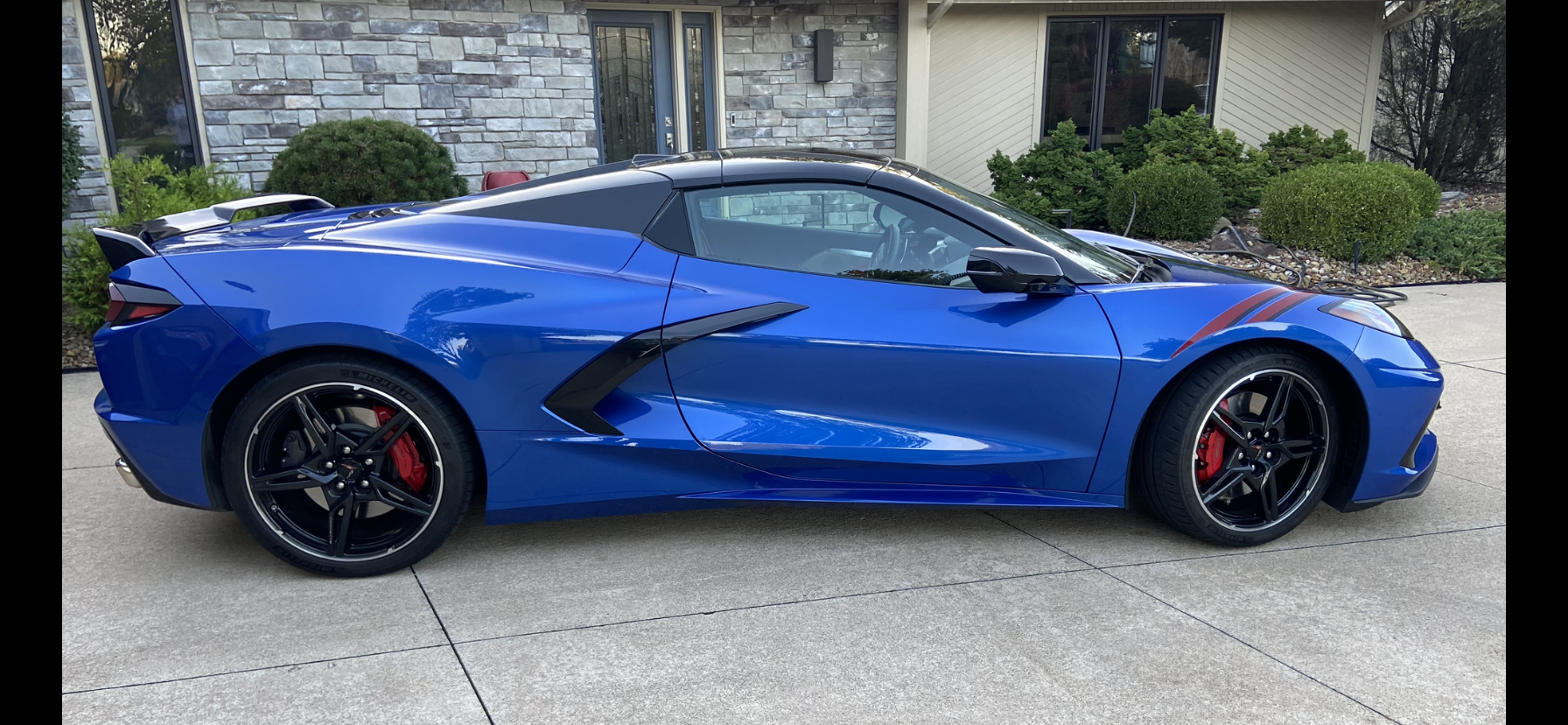 Used 2022 Chevrolet Corvette Stingray Preferred Conv w/ Z51 Performance Package RWD image 6