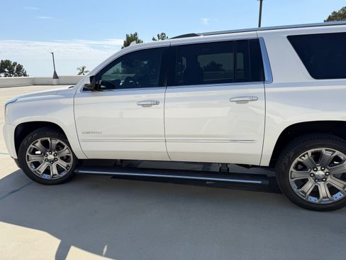Used 2016 GMC Yukon XL Denali w/ Open Road Package RWD image 15