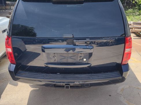 Used 2013 Chevrolet Tahoe 2WD image 9