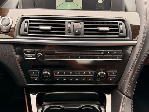 Used 2014 BMW 650i Convertible RWD image 18